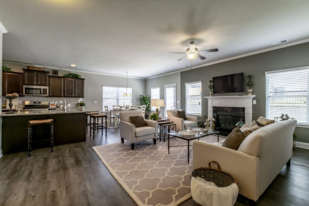 013_64873845 Heatherland Homes