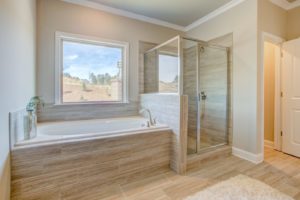 new home by Heatherland Homes at Mirror Lake